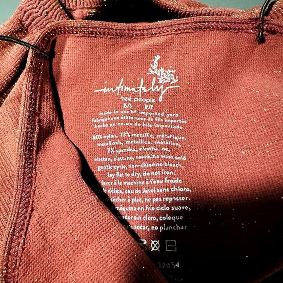 Intimately by Free People NWOT Red Metallic Scoop Neck Brami Crop Top Size XS/S - Picture 5 of 5